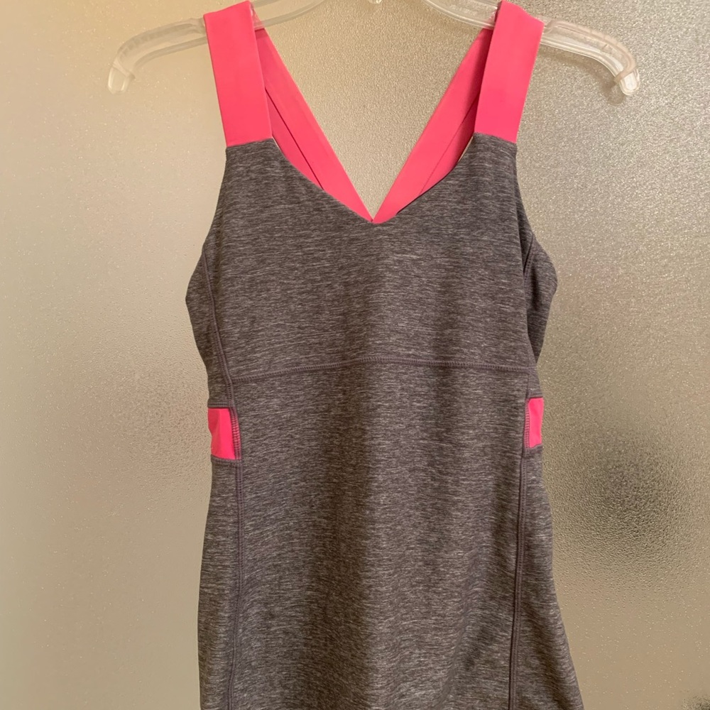 Lululemon workout tank top
